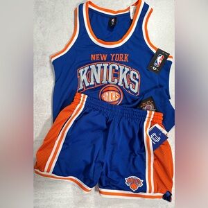 NWT women’s NY Knicks jersey and shorts